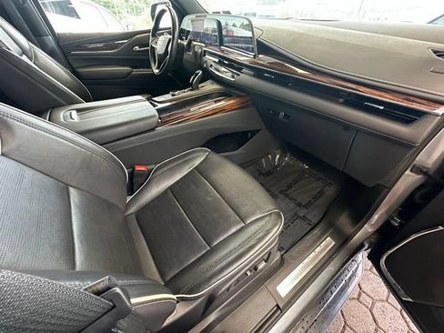 Used 2022 Cadillac Escalade ESV Premium Luxury AWD/4WD image 25
