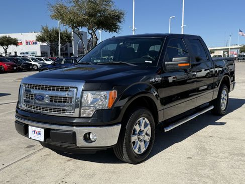 Used 2014 Ford F150 XLT w/ XLT Chrome Package image 9