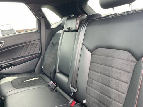 Used 2021 Ford Edge ST-Line FWD image 20