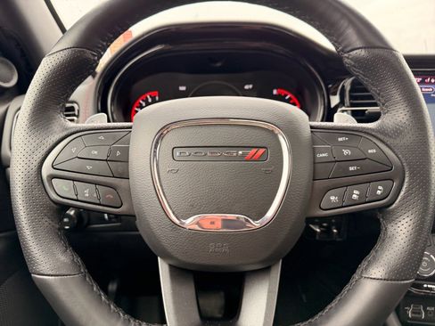 Used 2023 Dodge Durango GT image 17
