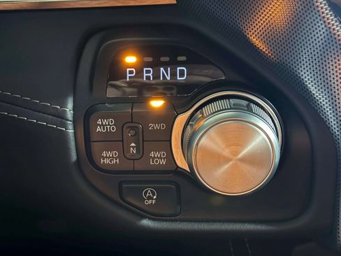 Used 2020 RAM 1500 Limited image 14