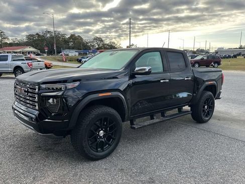 Used 2024 GMC Canyon Denali w/ LPO, Denali Black Edition image 19