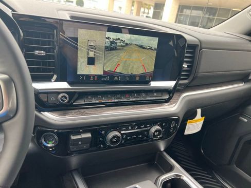 New 2026 Chevrolet Silverado 1500 LTZ w/ Z71 Off-Road Package image 34