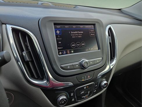 Used 2023 Chevrolet Equinox LS w/ LS Convenience Package image 15