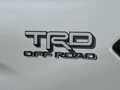 Certified 2026 Toyota Tacoma TRD Off-Road AWD/4WD image 8