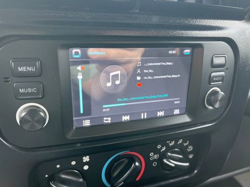 Used 2005 Jeep Wrangler SE image 55