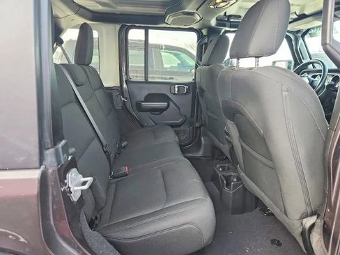 Used 2020 Jeep Wrangler Unlimited Sport S image 11