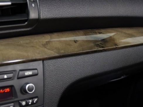 Used 2012 BMW 135i Convertible image 50