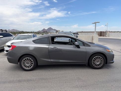 Used 2012 Honda Civic LX image 2