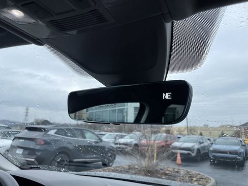 Certified 2023 Volkswagen Tiguan SE image 27