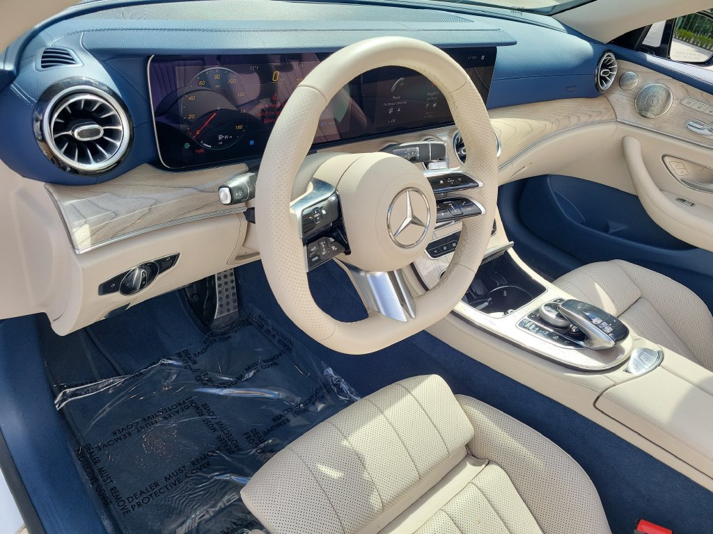 Used 2023 Mercedes-Benz E 450 4MATIC Cabriolet image 25