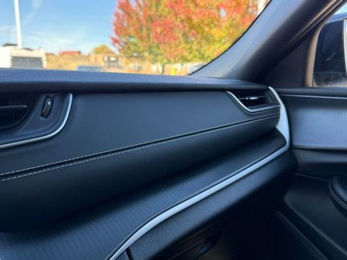 New 2025 Jeep Grand Cherokee L Laredo image 22