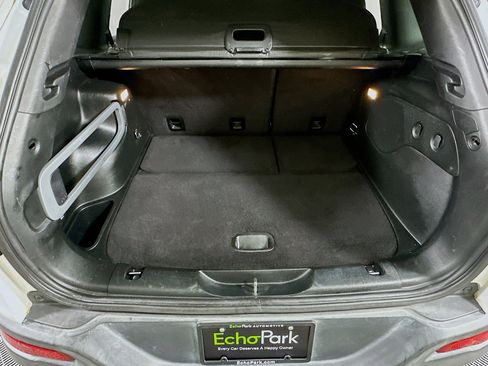 Used 2017 Jeep Cherokee Latitude w/ Comfort & Sound Group image 27