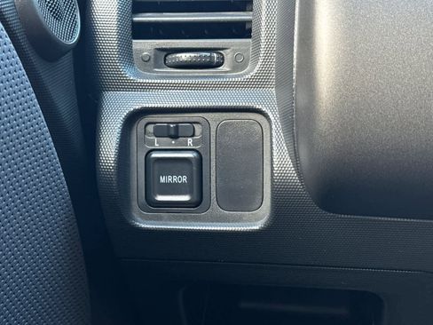 Used 2008 Honda Fit Sport image 26