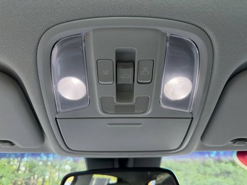 Certified 2022 Kia Niro EX Premium FWD image 24