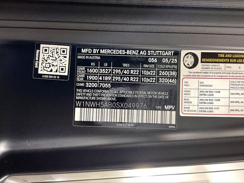 Used 2025 Mercedes-Benz G 63 AMG 4MATIC image 33