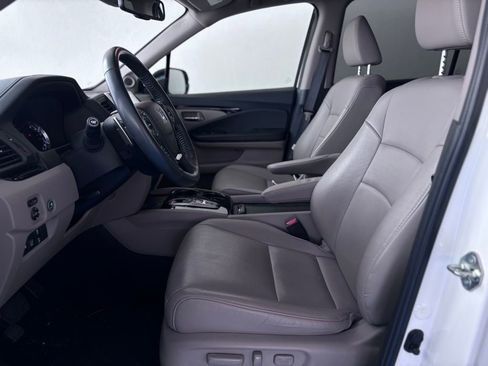 Used 2018 Honda Pilot Touring image 22