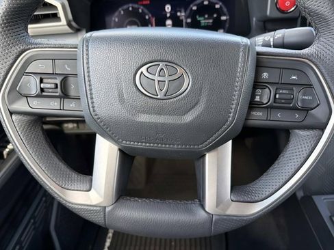 Certified 2025 Toyota Tacoma TRD Sport image 23