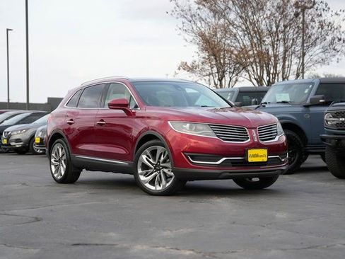 Used 2016 Lincoln MKX Reserve w/ Climate Package image 2
