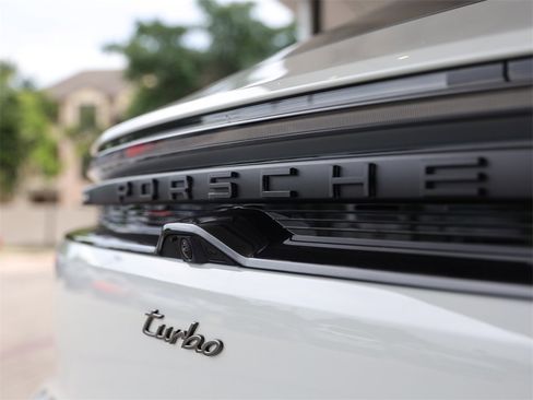 New 2025 Porsche Macan Turbo Electric image 15