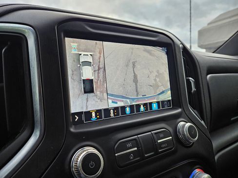 Used 2021 GMC Sierra 2500 AT4 w/ AT4 Premium Plus Package image 18