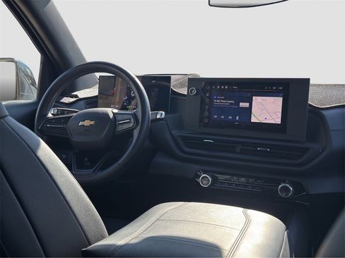 Used 2024 Chevrolet Silverado EV W/T image 15