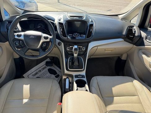 Used 2016 Ford C-MAX SEL w/ Equipment Group 302A FWD image 16