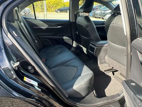 Used 2019 Toyota Camry SE image 28