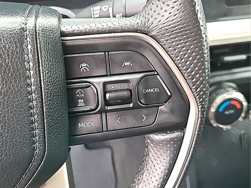 Used 2024 Toyota Tacoma TRD Off-Road AWD/4WD image 18