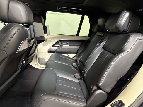 Used 2023 Land Rover Range Rover Long Wheelbase Autobiography AWD/4WD image 14