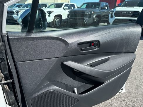Used 2024 Toyota Corolla LE FWD image 18