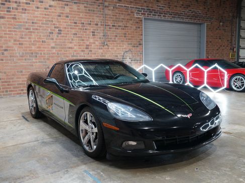 Used 2008 Chevrolet Corvette Coupe w/ Preferred Equipment Group image 3