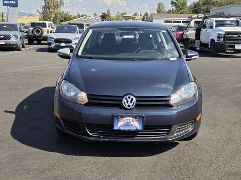 Used 2013 Volkswagen Golf 2-Door FWD image 2