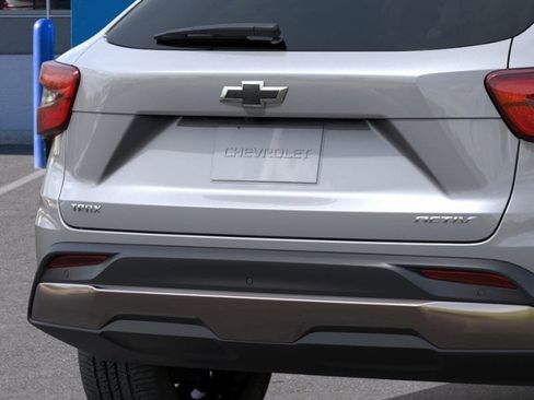 New 2026 Chevrolet Trax ACTIV FWD image 38