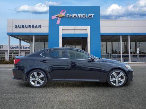 Used 2012 Lexus IS 350 w/ Premium Pkg Value Edition RWD image 4