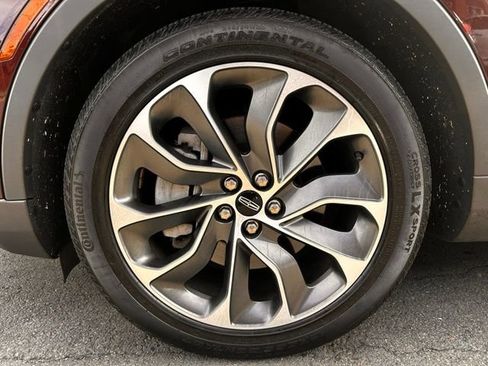 Used 2022 Lincoln Nautilus Reserve w/ Equipment Group 201A AWD/4WD image 31