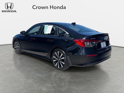 Used 2024 Honda Civic EX image 3