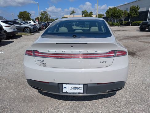 Used 2019 Lincoln MKZ Reserve FWD image 5