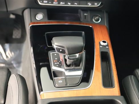 Certified 2022 Audi Q5 2.0T Prestige image 21