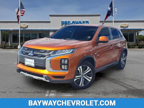 Used 2020 Mitsubishi Outlander Sport ES image 1