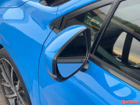 Used 2024 Subaru Impreza 2.0i Sport image 9