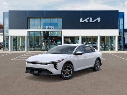 New 2026 Kia K4 LXS