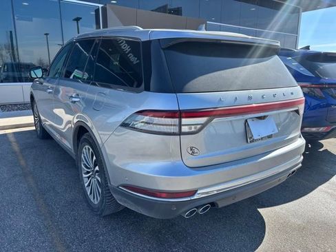 Used 2020 Lincoln Aviator Reserve w/ Equipment Group 201A image 6
