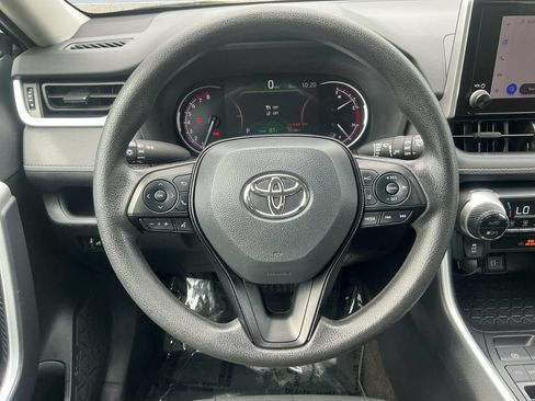 Used 2024 Toyota RAV4 XLE FWD image 13