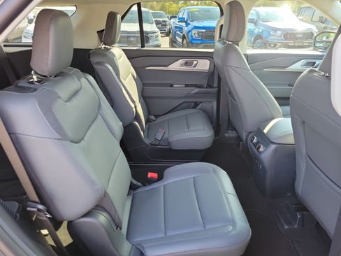 New 2026 Ford Explorer Active w/ Active Comfort Package image 27