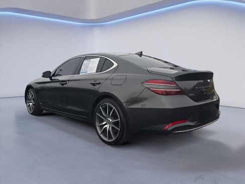 Used 2023 Genesis G70 2.0T image 3