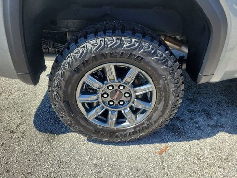 New 2026 GMC Sierra 1500 AT4X image 5