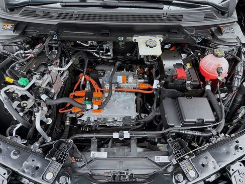 New 2026 Cadillac Optiq Sport 2 image 32