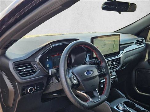 Used 2023 Ford Escape ST-Line w/ Tech Pack #1 AWD/4WD image 10