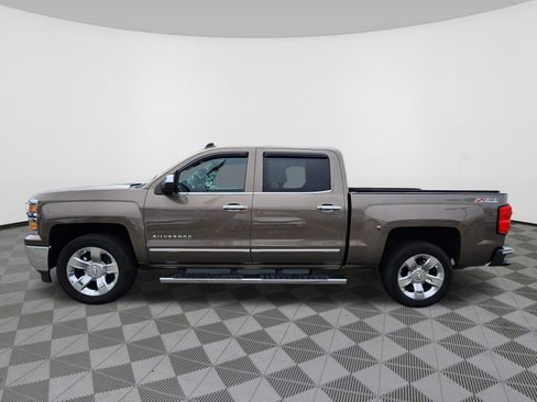 Used 2015 Chevrolet Silverado 1500 LTZ Z71 w/ LTZ Plus Package AWD/4WD image 5